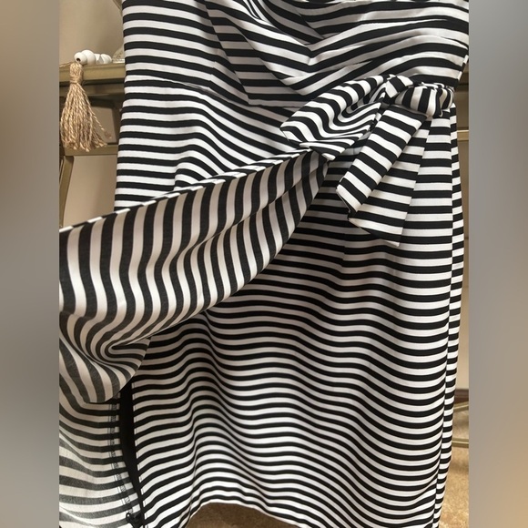 WORTHINGTON SLEEVELESS BLACK & WHITE STRIPE WRAP AROUND TIE SASH DRESS SZ 6 - Picture 7 of 10